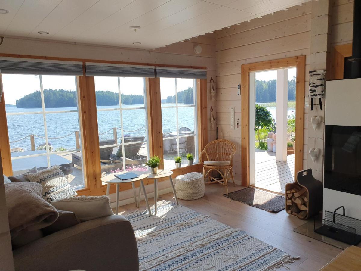 Stunning Log Cabin 45M2 On The Shore Of Kallavesi. Κουόπιο Εξωτερικό φωτογραφία