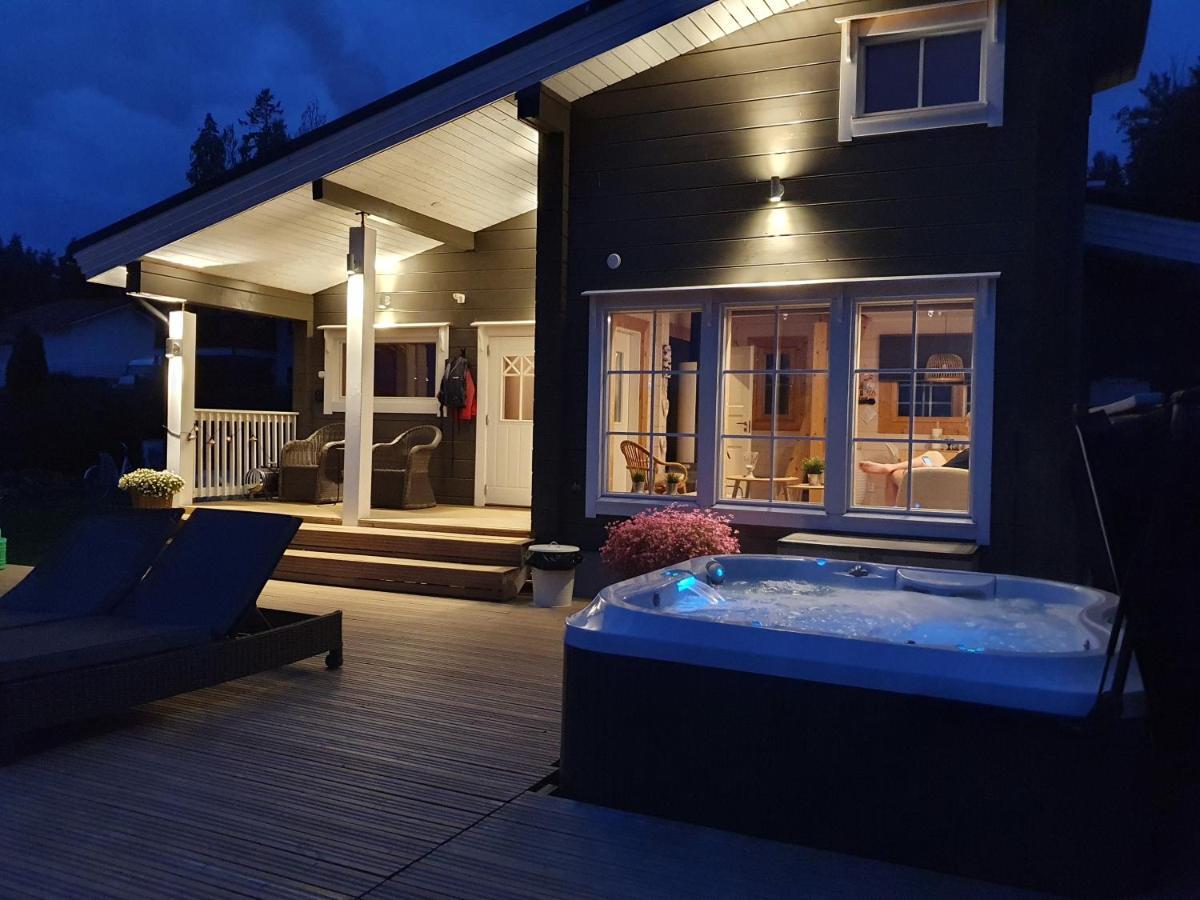 Stunning Log Cabin 45M2 On The Shore Of Kallavesi. Κουόπιο Εξωτερικό φωτογραφία