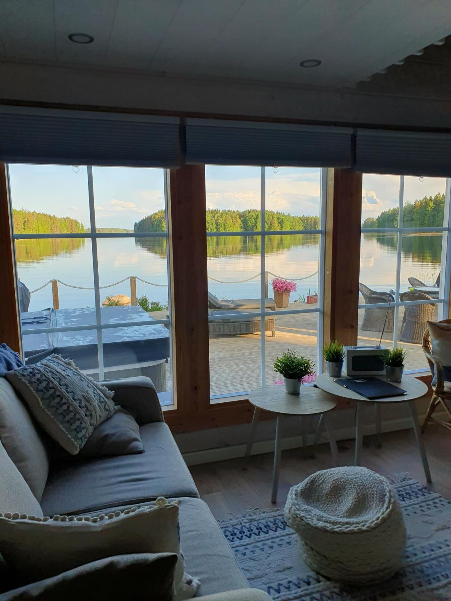 Stunning Log Cabin 45M2 On The Shore Of Kallavesi. Κουόπιο Εξωτερικό φωτογραφία
